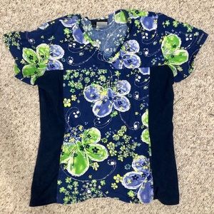 Women’s scrub top